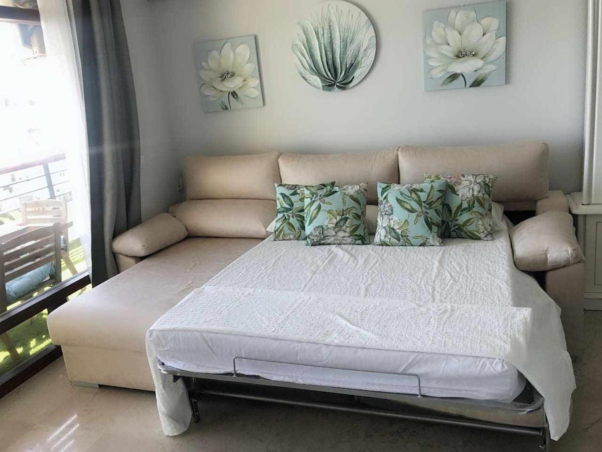 Apartamento Castillo De Santa Clara Sweet&Beach Торемолинос Екстериор снимка