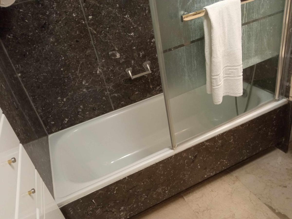 Apartamento Castillo De Santa Clara Sweet&Beach Торемолинос Екстериор снимка